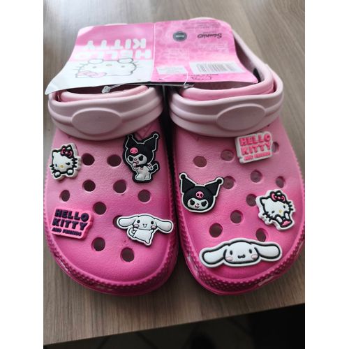 Sabot Hello Kitty Sous Licence Genre Crocs Avec Breloques Amovibles T33