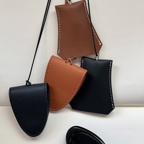 Long Cuir Pull Key Pack Porter Et Accrocher Pendentif Cou En Cuir Marque Collier Pendentif Lunettes Porte - Clés Niche Accessoires