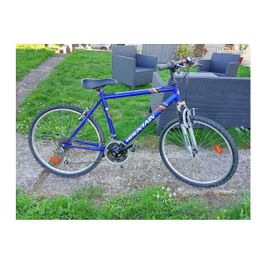 Vélo V T T Tout Terrain Bleu Roi Bicyclette Confortable Made In France Men 26" Pouces 100% Mountain Bike Fourche Télescopique Suspendue 3 Plateaux 6 Pignons 18 Vitesses Cycliste Sportif Balade Cycle