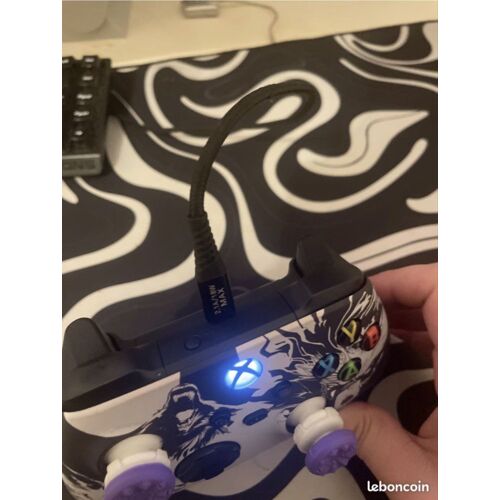 Je vends ma manette Burn controller Xbox