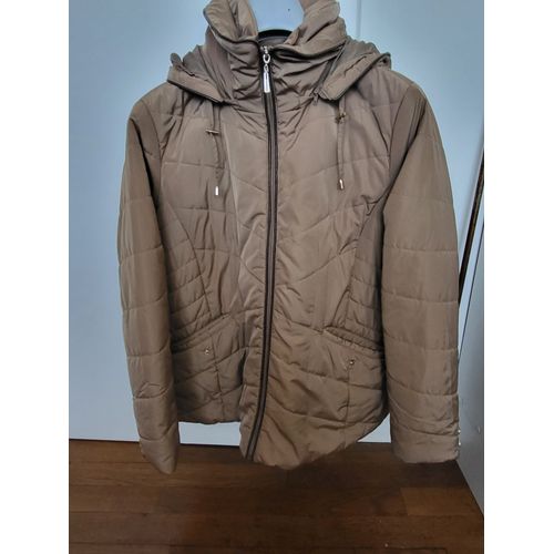 Doudoune Marron Clair À Capuche Amovible