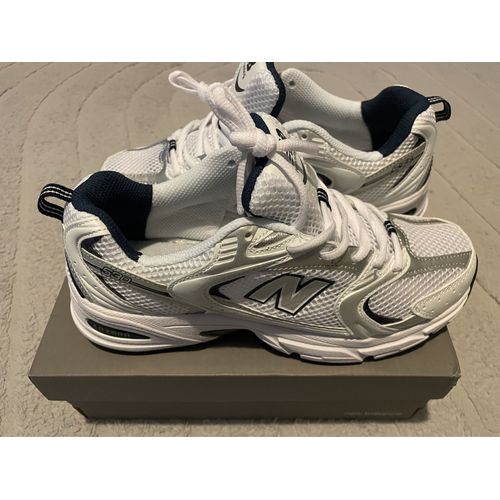 Basket New Balance Neuf T39.5