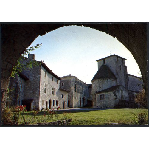 Carte Postale N° 12532 , Frespech , Village Médiéval Du Xiiie Et Xive Siècle , Église Du Xie Siècle , 1980