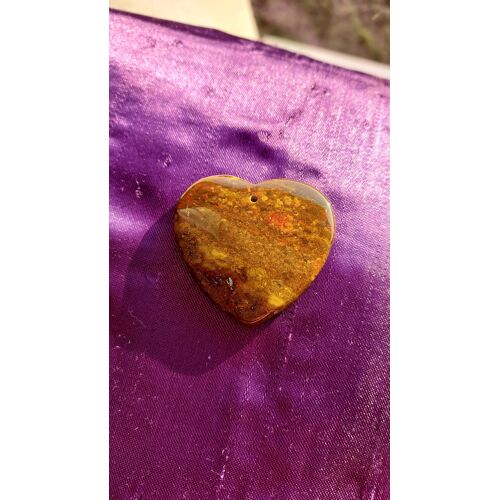 Pendentif Coeur En Jaspe Marron. 4.3 Cm. Magnifique Pierre Aux Couleurs Harmonieuses, Une Des Plus Belles De Ma Collection. Parfaite Idée De Cadeau. Lot 1067