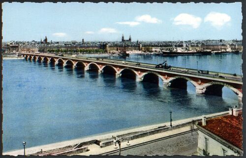 Carte Postale Bordeaux , Gironde , Le Pont Sur La Garonne , Panorama Des Quais