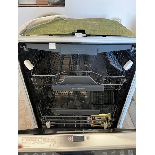 LAVE VAISSELLE SX63H802CF SIEMENS STUDIOLINE