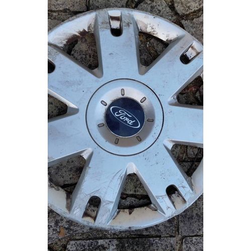 Enjoliveur De Roue Ford Dt3141011 Abîmé 2n11-1130-Cb Silver Argent