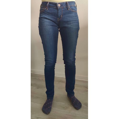 Jean Levi's Demi Curve Skinny W26 L34