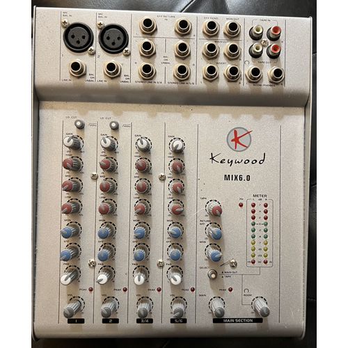 Table de mixage MIX 6.0 – Très bon état