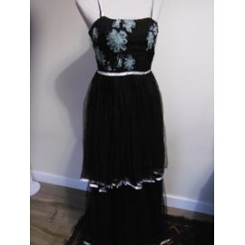 Robe Maxi Longue De Soirée Dentelle Et Tulle Resille T 36