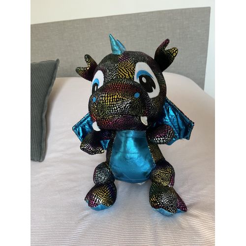 Peluche bébé dragon