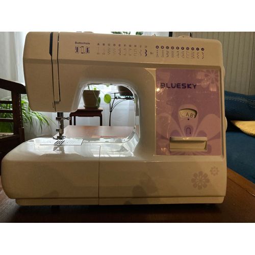 Machine à coudre Bluesky BSEW 8360