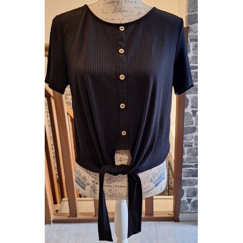 Tee-Shirt Tunisien Noir Avec Pans À Nouer