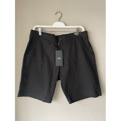 Short Couleur Noire Modèle Pinhead Short De Marque Rusty .