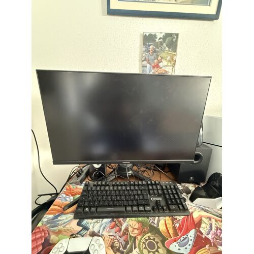 Ecran PC Samsung 27" LED - Odyssey G3 27 pouces 1920 x 1080 pixels - 1 ms (MPRT) - Format 16/9 - Dalle VA - 144 Hz - FreeSync Premium - VGA/HDMI/DisplayPort - Pivot - Noir