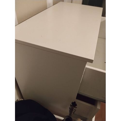Commode trois tiroirs Ikea MALM