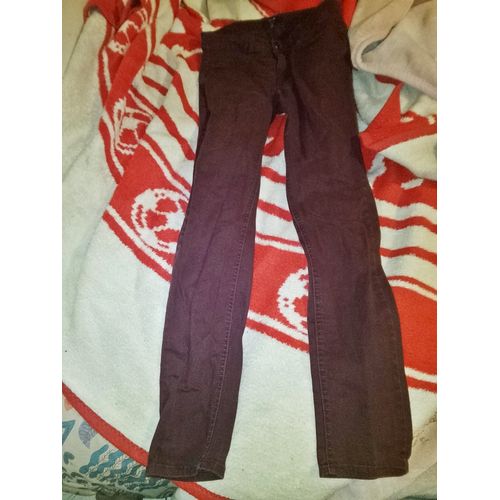 Lot 4 Vetements Taille 34-36 ..