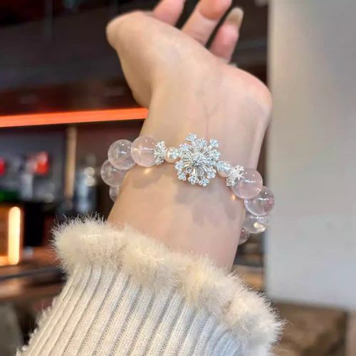 [En Cours D'Exécution] Natural Pink Crystal Handstring Femmes Niche Haute Sensation Peut Tourner Flocon De Neige Main Ornement Cristal Bracelet Femmes
