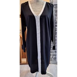 Robe Noire Transparente À Bandes Blanches Satinées