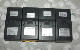 Chargeur et 4 batteries d'aspirateur invictus 7. L'aspirateurm"a lâché.