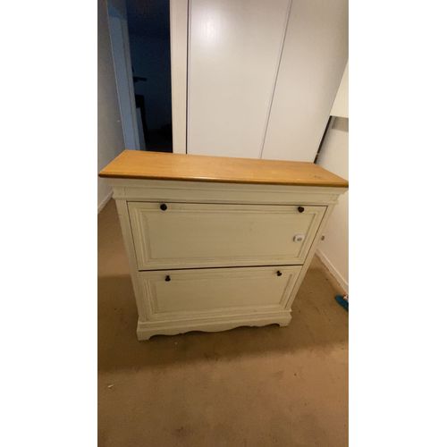 Meuble à chaussure à vendre prix négociable 