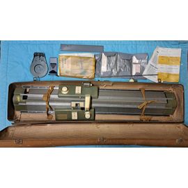 Machine À Tricoter Singer Chantelaine Complète Double Fontures 1970 Vintage Avec Chariot Avant Et Arrière + Mallette De Rangement + Accessoires + Peigne 180 Mailles 360 Aiguilles Aiguilles + Sélecteur