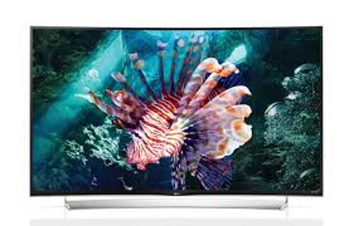 écran (cm) 139 55" L'écran incurvé Résolution Ultra HD 3D 4k Ultra HD puissance 20 Watt  Son de harman kardon ULTRA Surround Clear Voice II Optical  wirelessDolby Digital / DTS technologie 3D SMART TV