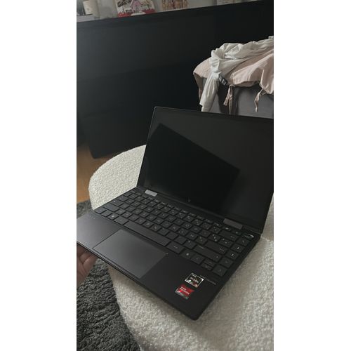 Ordinateur portable HP ENVY X360 Convertible 13,3 pouces, SSD 512, RAM : 8Go, AMD RADEON VEGA 8 GRAPHICS, AMD RYZEN 5, écran tactile, pliable à 360 degrés peut se mettre comme une tablette pliable