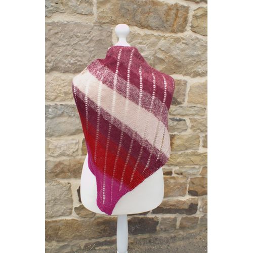 Châle Asymétrique En Mérinos Tricot Dentelle Rouge Dégradé