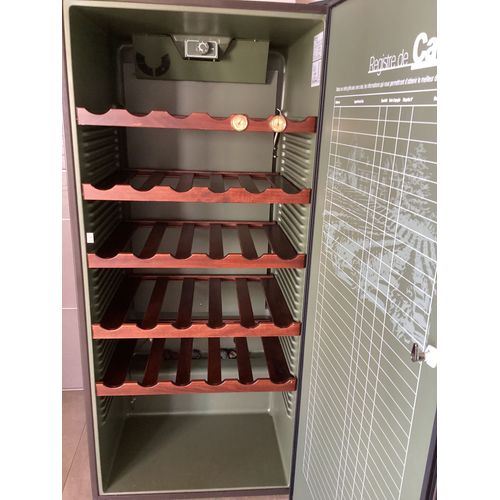 Cave à vin Climadiff CVT24