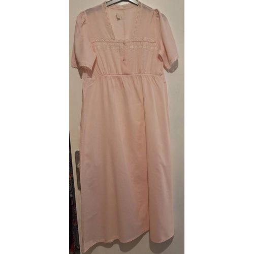 Longue Chemise De Nuit Vintage Rose À Dentelle