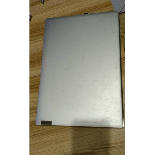 Lenovo IdeaPad 3 17ada05