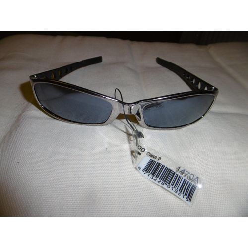 Lunette De Soleil Monture Argenté Branche Noire  Uv 400 Ce  Farbel 1470a