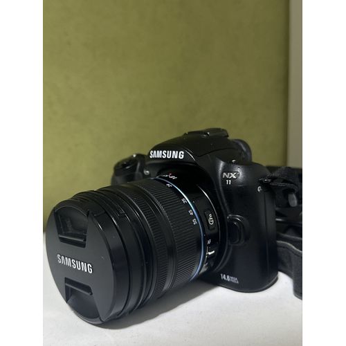 Appareil photo Samsung Nx11 + 18 55mm 