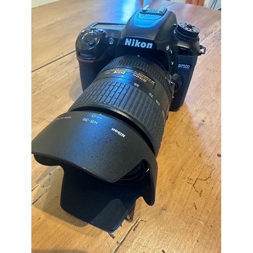 Nikon D7500 objectif 18-300 DX VR