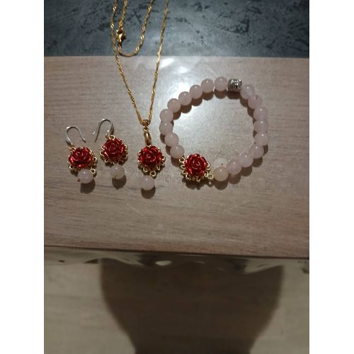 Ensemble Parure Collier Bracelet Et Boucles D’Oreilles Fait Main Rose Avec Quartz Rose