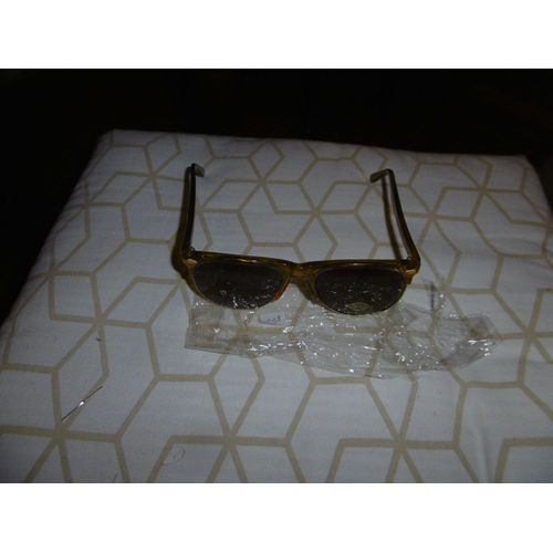 Lunette De Soleil Monture Métal Doré Recouverte De Plastique Marron Marbré Verres Ovales Fumés Farbel 109