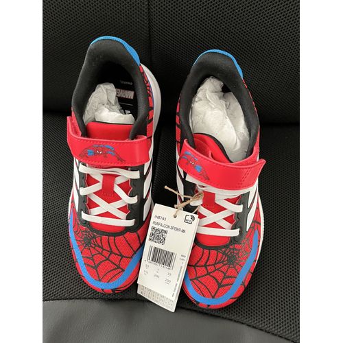 Paire De Basket Adidas Spiderman - 33