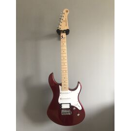 Guitare Yamaha 112vm