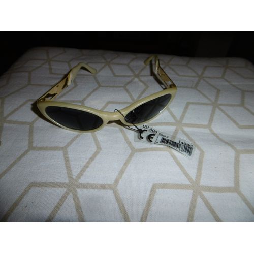 Lunette De Soleil Monture Plastique Beige Verres Ovales Fumés Farbel 1408c