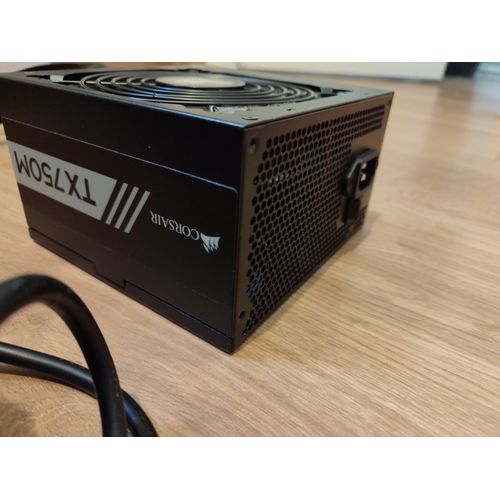 Alimentation Corsair TX750M 80 PLUS Gold - 750W Semi-Modulaire