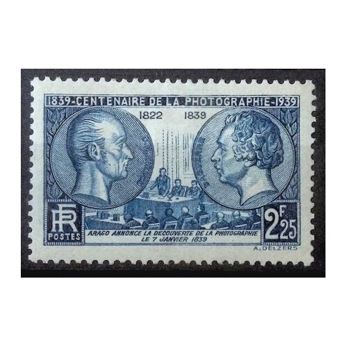 Photographie - Niepce Et Daguerre - Centenaire 2f25 Bleu (Très Joli N° 427) Neuf* - Cote 9,00€ - France Année 1939 - Brn83 - N15393