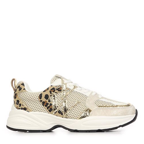 Vanessa Wu Gigi Initials