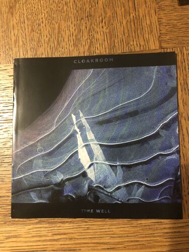 Cloakroom « Time Well »