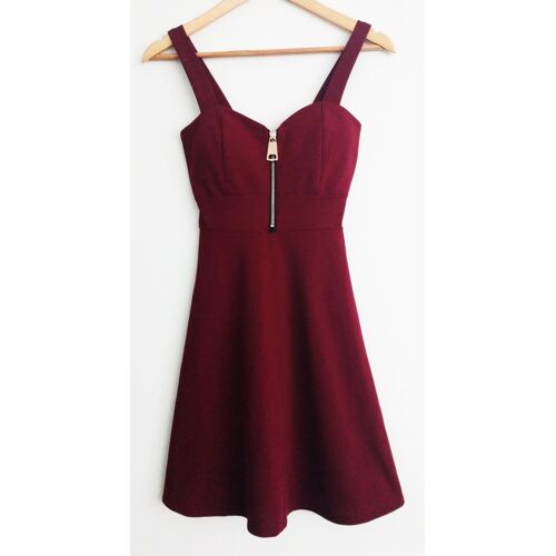Robe Bustier Bordeaux. Zip Dore. Vera Moda. Polyester. Elasthanne. Taille 34 / 36