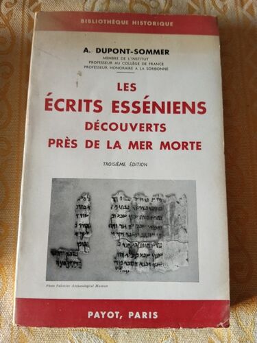 Les Écrits Esséniens Découverts Près De La Mer Morte