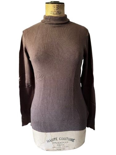Pull Manches Longues Femme Taille 38/40 Marque : Ici Et Maintenant, Couleur : Marron Clair,. Matière : 70% Viscose, 30% Polyamide, Largeur : 40 Cm, Hauteur 68 Cm, Très Bon État Général,