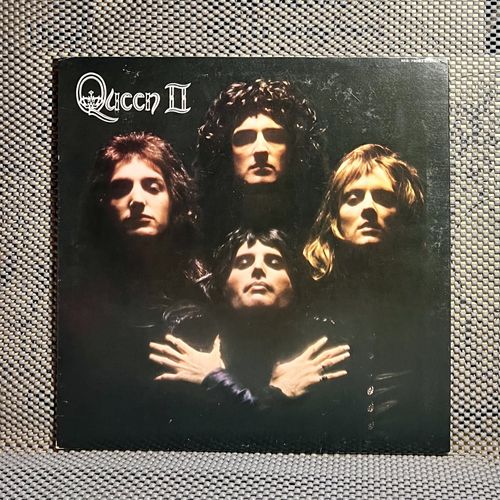 Queen - Queen Ii [Vinyl, Lp, Album, Repress, Gatefold - Us 1975 - Elektra ¿ Eks-75082 - Media: Nm / Sleeve: Ex, With Ois] Rock