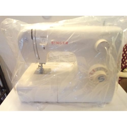 Machine à coudre Tradition 2259 de Singer