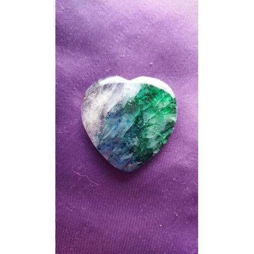 Pendentif Coeur En Agate. Vert, Bleu Et Blanc. 4.1 Cm. Superbe Pierre Aux Couleurs Lumineuses, Parfaite Idée De Cadeau. Lot 1182